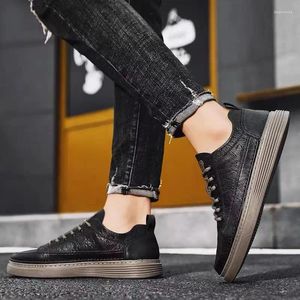 Casual Shoes Men's Spring Versatile Black Leather Low Cut Waterproof And Anti Slip Board Work