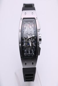 Wysokiej jakości mężczyzna 011 Srebrny zegarek czarna gumowa obudowa 6 Automatyczna igła, ale ton wielofunkcyjny 48 mm9401363