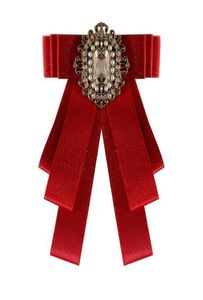 Pinos broches vintage fita gravata borboleta broche de cristal pinos de colarinho de distintivo de borboleta para homens Acessórios para festas de casamento gi8250804