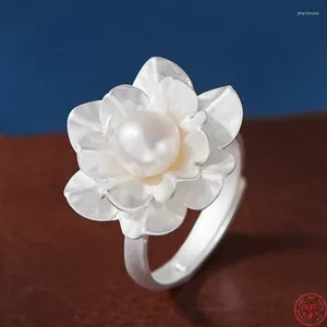 Cluster Rings S925 Sterling Silver For Women mode Simple 3D Flowers Inlaid Freshwater Pearl Cool Style Personlighet Punk smycken