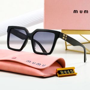 Mui mui Sonnenbrille Modedesigner Herren Frau Sonnenbrille Square Beach Dame Sonnenbrille Luxus Mann Sonnenbrille Schwarze UV400 Objektiv Damenbrille Fahrrad Polarize Schatten