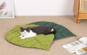 葉の形状ソフトドッグベッドマットソフトクレートパッド大きな中程度の小さな犬と猫用の洗濯可能なマットレスケンネルパッド2111065506591