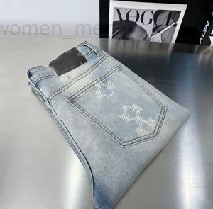 Mäns jeans designer herr designer broderade casual svarta jeans män smala byxor höst och vinter ny 4rgl 2idg