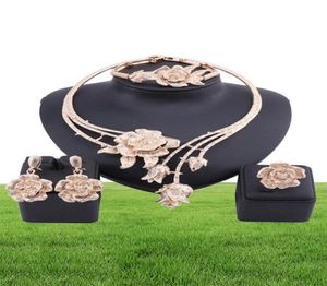 Nya kvinnor Dubai Gold Color Statement Flower Crystal Wedding Accessories Halsband örhängen Ring Bangle Jewelry Set1000581