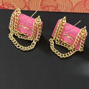 Kettenbagmodell High-End Gold Platted Copper Luxury Brand Designer Doppelbuchstaben Ohrring berühmte Frauen luxuriöser Ohrring Hochzeitsfeier Back Stempel Schmuckzubehör Accessoires