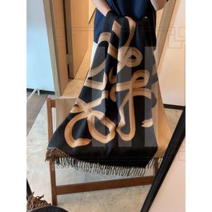 Высококачественный Loeweee Luxury Cashmere Designer Designer Shal Print Tople Cafate Hape осень зимний зимний рождественский новый год подарки подарка подарки 2024New Loeewew Bag Scarf 245