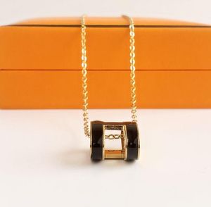 Designer Classic Luxury H Pendant Halsband Kvinnor 18K Gold Letter Necklace Luxury Design SMycken Colorfast Gifts9868599