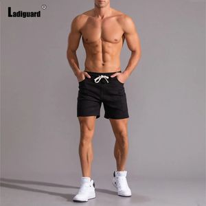 Ladiguard 플러스 사이즈 남성 패션 레저 반바지 남자 직선 캐주얼 바지 트렌드 여름 올해 결일 짧은 바닥 240422