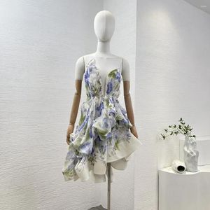 Casual Dresses High Quality 2024 White Blue Floral Print Sleeveless Ruched Petal Tube Mini Dress