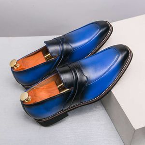 Masculino mocassins originais Brand Italian Designer Men Sapatos casuais Slip-On Luxe Loafer Party Prom Mocassins Male