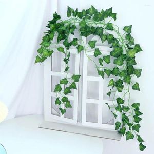 Dekorativa blommor Props Ivy Leaf Jungle Party Green Leaves El Decoration Garland Wall Hanging Decor Artificial Plants Fake