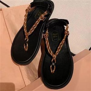 Scarpe vestiti infradito per le donne tacchi piatti in cristallo di punta rotonda con cinturino sandali femmine sinestone chassure femme solido zapatos