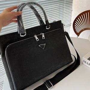 P Da Luxurys designers väskor portfölj män affärspaket hots försäljning bärbar dator man väska läder handväska messenger hög kapacitet axel handväskor