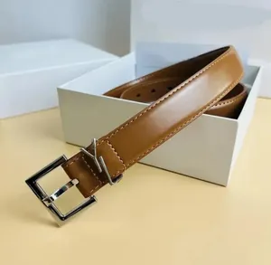 Casual Womens Designer Belt tyst justerbar slät nålspänne män bälten cinturon ceinture bälte midjeband lyxiga vintage kvinnlig brun GA02 H4