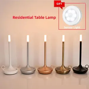 Lampy stołowe Lampa mieszkalna LED USB ładowalny biurko Light Touch Switch Bedside Dekoracyjna Atmosfera Latarnia