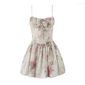 Vestidos casuais yenkye sexy elegante mulher spaghetti tira rosa estampa floral mini verão feminina de baixa cintura vintage manto