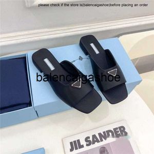 Pradshoes Flops Prade Designers Flip Sandals каблуки Slides Slides Sandals Женские тапочки