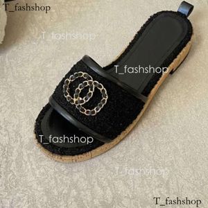 Designers canais sandálias Tweed Leather Slides Sandals for Women Wedge Flats Fashion Beach Mule Brand preto e branco Slide casual 35-41 867