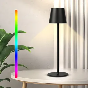 Lampy stołowe Lampa LED RGB USB ładowne otoczenie domowe dekoracje domu sypialnia aluminiowe ściemnianie światła biurka do nauki biuro