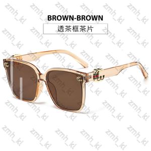 2024 Designer Cucci Sunglasses 2024 New G Family Large Frame Square Womens Trendy and High End Instagram Popular Plain Street Photo Showcase Face Small 688