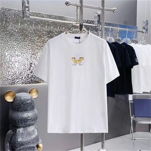 2024 MENS DESIGNERS T SHIRT MAN WOMENS TSHIRT MED LETTERS TRINT KORT STEKS SOMMER HAIKYUU-skjortor Män Lossa Tees Asian Size M-XXXL T7