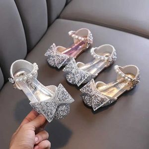 Sandals Childrens Sequins Girls Sweet Bow Rhinestone Princess Shoes Fashion Non-slip Flat Kids Soft Bottom H240504 B1JF