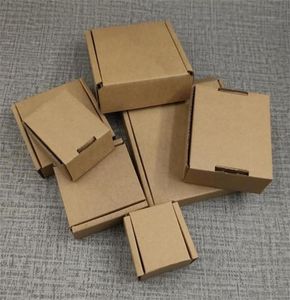ギフトラップ100pcs 10サイズのクラフト紙の段ボールボックス用の波形ボックスdiy厚い郵便ラッピング