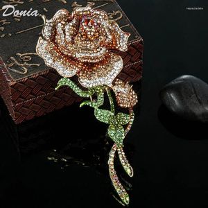 Brooches Donia Jewelry Large-Size Rose Alloy Micro-Inlaid Rhinestone Five-Color Brooch Luxury Retro Pin