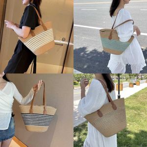 Bags Beach Female Large Evening Capacity Tote Bag High-end Texture Single Shoulder Crossbody for Work Commuting Underarm Grass Woven