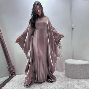 Etniska kläder Kvinnor Ramadan Shiny Abaya Dubai Muslim Maxi Dress Kvinnlig Batwing Sleeve Loose Robe Djellaba Jalabiya Turkiet Bön Arabiska