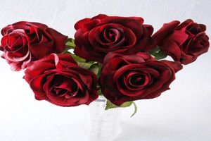12pcs gerçek dokunuş gül yapay çiçekler güller açık nem sahte tek gül doğal görünümlü gül çiçekleri düğün için 15 renk f7503045