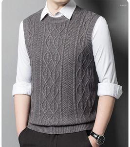 メンズベスト2024ブランド服高品質のクルーネックセーター/メンスプリングスリムフィットカジュアルプルオーバーベスト/男性編みのチョッキ