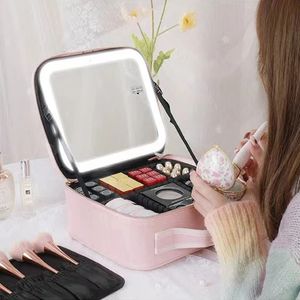 Caixa de maquiagem LED com espelho à prova d'água de couro portátil de viagem portátil saco de armazenamento 240426