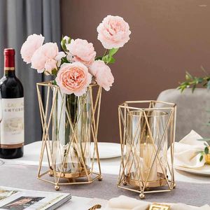 Świecowe uchwyty nordycki metalowy uchwyt prosty złoty świecznik geometryczne kształty stołowe wazon wystrój ślubny romantyczny dom