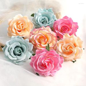 Fiori decorativi 2/5 pezzi 11 cm Testa artificiale rosa per decorazioni per la casa decorazione per matrimoni decorazioni di nozze finte fiore artigianale Accessori ghirlanda