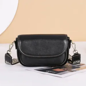 Drawstring Women 2024 Retro Sebze Bronzlaşmış Cowhide Omuz Wome Messenger Lady Purse için Gerçek Deri