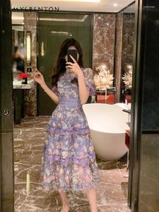 Casual Dresses Prairie Chic Princess Elegant Gracieful Purple Floral Dress for Women High midje Slim High-klass fransk kväll