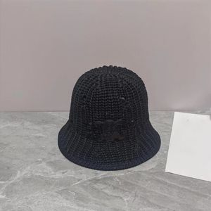 Kvinnor Autumn Summer Fashion Designer Bucket Hat Outdoor Vacation Travel Borabla Brev Broderi Straw Hatts