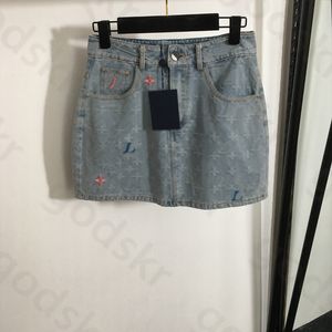 Stickerei Denim Rock Shorts Frauen Mode sexy klassische Jeans Button Paket Hip Rock kurze Shorts