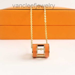 Designer Classic Luxury H Pendant Halsband Kvinnor 18K Gold Letter Necklace Luxury Design SMYCE Colorfast Hypoallergenic