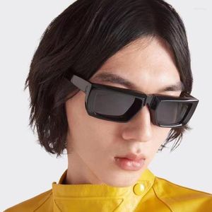 Солнцезащитные очки маленькие квадратные женщины пластиковая рама белая градиент модные дизайнерские очки Uv400sunglasses 220o