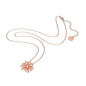 senza collo per donna swarovskis Coppia di gioielli di collana di fiori di loto a forma di cuore femmina Swarovski Element Crystal Clavicle Chain Female Female Female