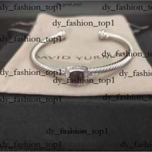 Dy Designer Högkvalitativ modemärke Luxury Trend David Yurma Armband Smycken Armband Enkelt och elegant Populärt Woven Twisted Ring David Armband 311