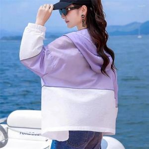 Giacche da donna 2024 Giacca estiva Summer Women Hooded Sun Protection Abbigliamento con cerniera UV Coat sottile femmina Outwear traspirato B300