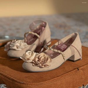Elbise ayakkabıları Çin tarzı Camellia Mary Jane kadınlar için yuvarlak ayak parmağı bale dantel yüksek topuklu kadınlar vintage zarif gelin 2024