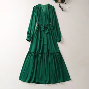 Casual Dresses European And American Women's Dress 2024 Summer Style Long Sleeve V-neck Fashion Belt Green Pleated XXL