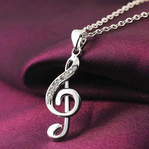 Anhänger Halskette 45 cm 18 Zoll 925 Silber Halskette Hochzeitsfeier Schmuck Großhandel Frauen Kreatives Musik Symbol Stein Frauen Fashion H240504