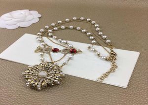 2020 Brand Fashion Jewelry Women Vintage Pearls Chain Big Flower Pendants Red Crystal Necklace Party Fine Fashion Jewelry9899321