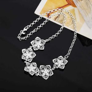 Pendant Necklaces Hot Sell 925 Sterling Silver Flowers Necklace Cute Women Lady Wedding Retro Charm Fashion Trends Jewelry Gifts Charms H240504