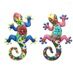 Figurine decorative 2 pcs Metal Gecko Decor Wall Sculture Ornaments Art Garden Art for Patio Porch Reinte Backyard Decorazione appesa all'aperto